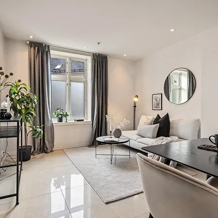 Apartamento Charming In Sandviken